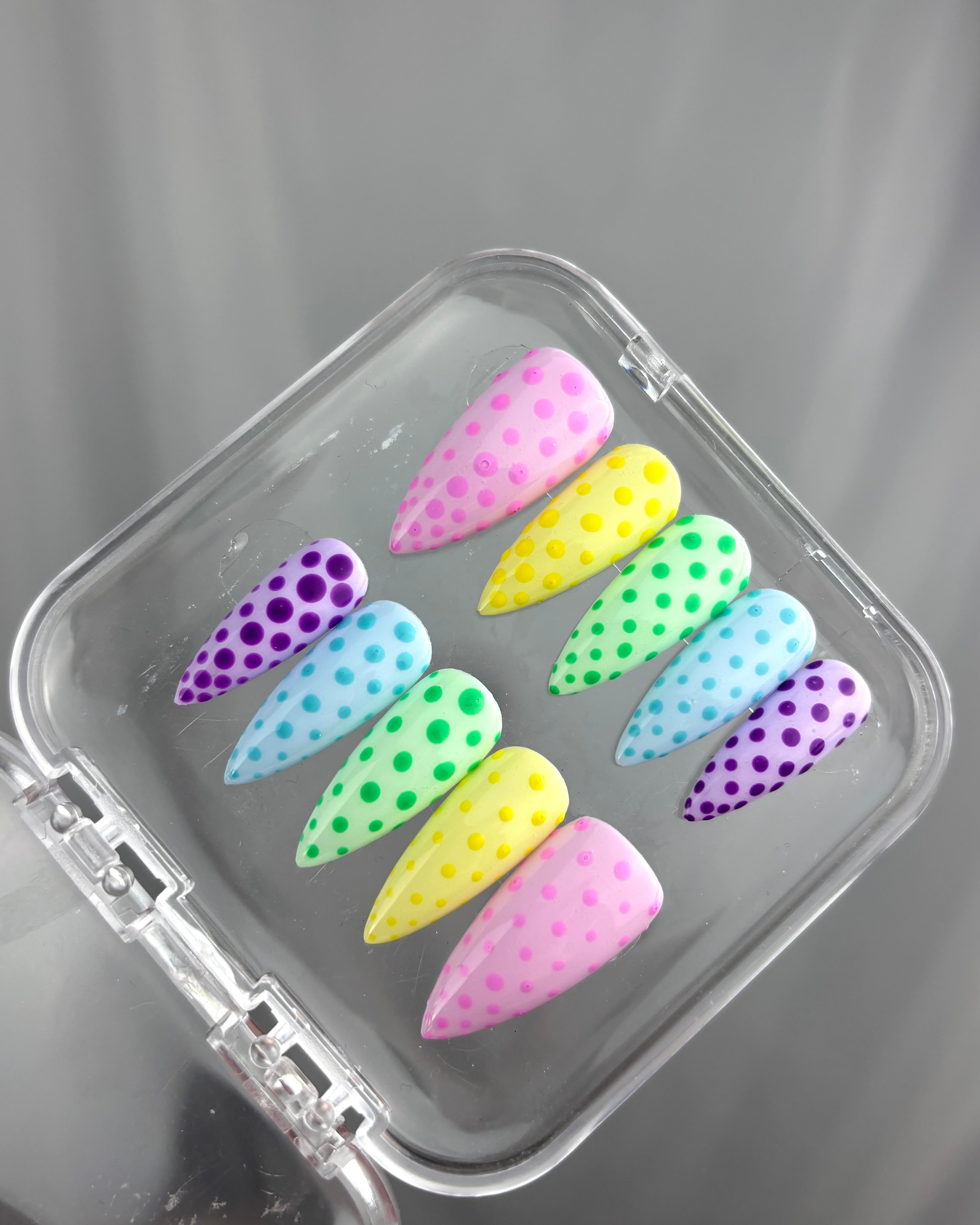 Pastel dot
