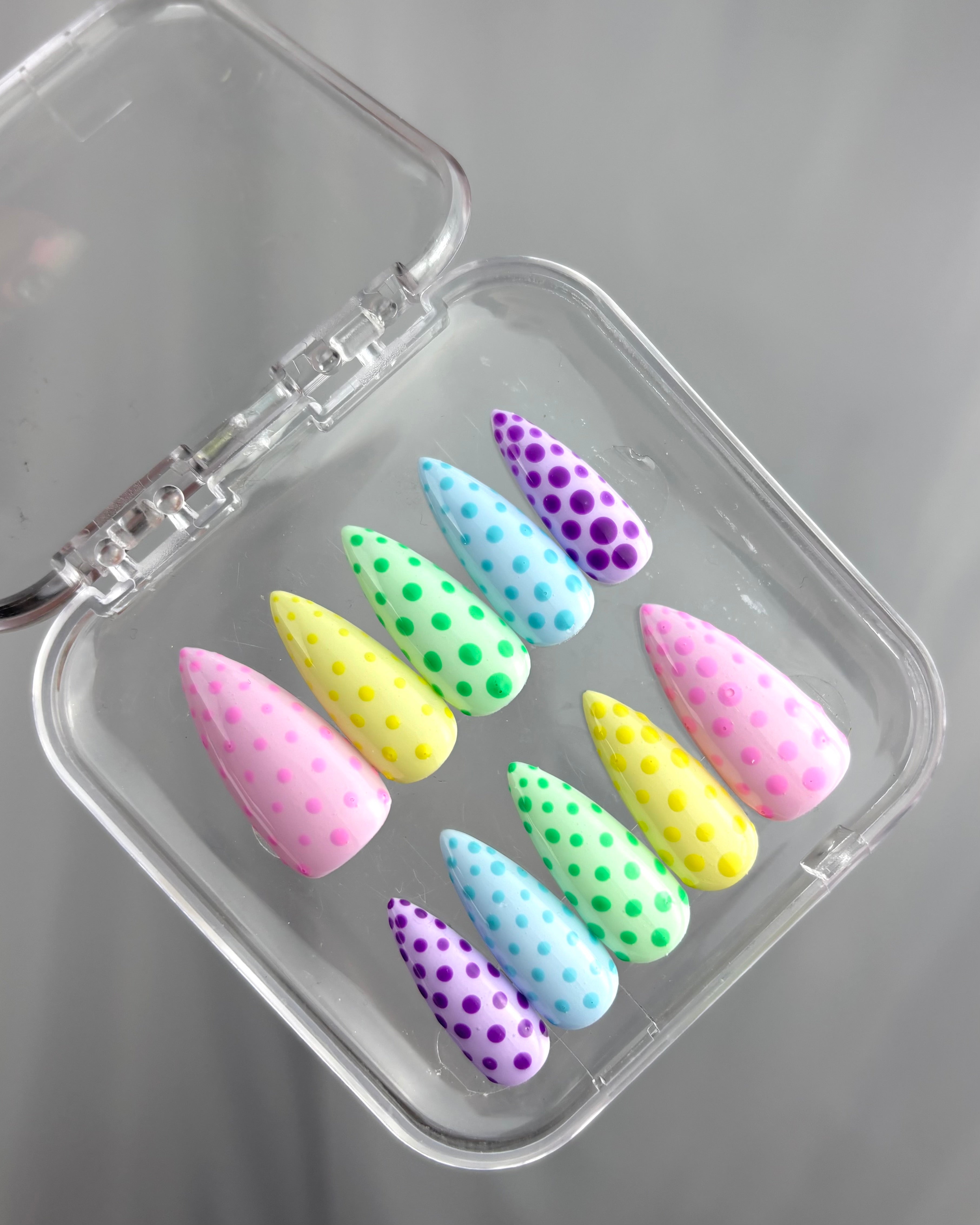 Pastel dot
